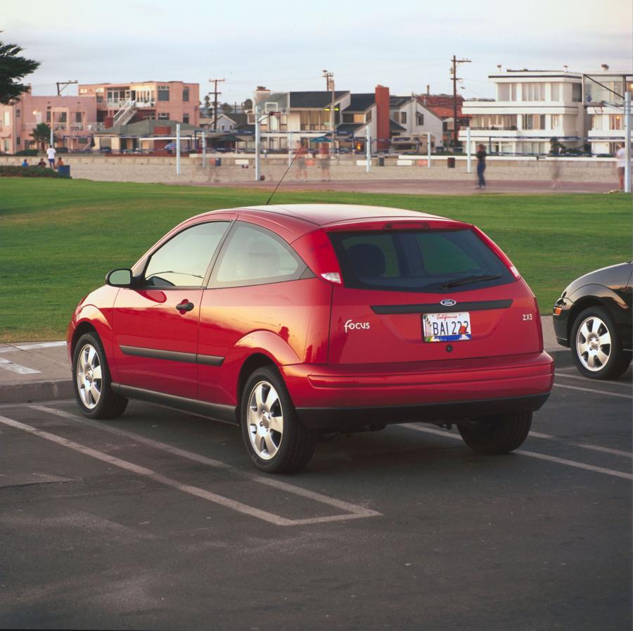  Ford Focus 1999 года  (фото 84 из 130)
